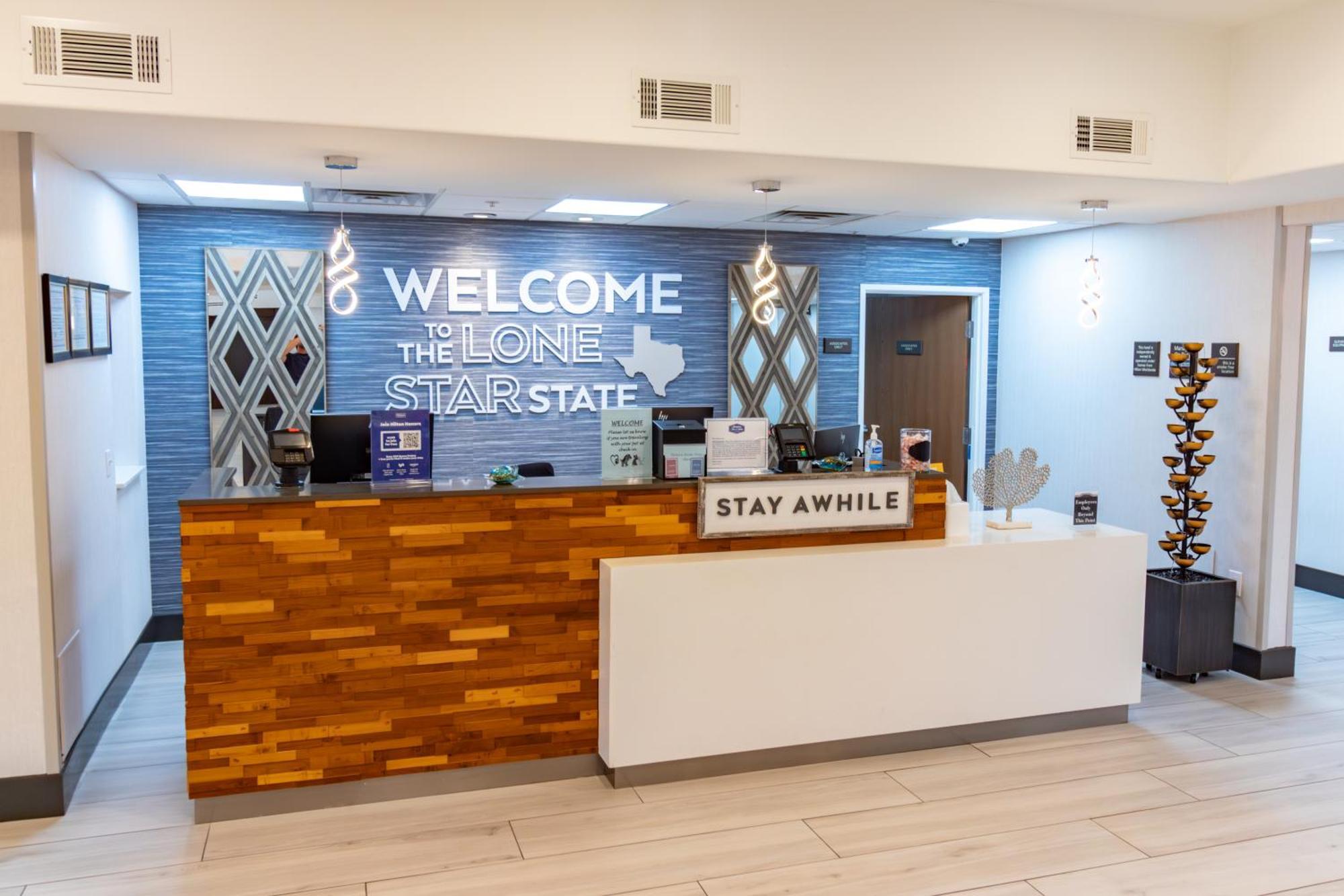 Hampton Inn & Suites Denton Exterior foto