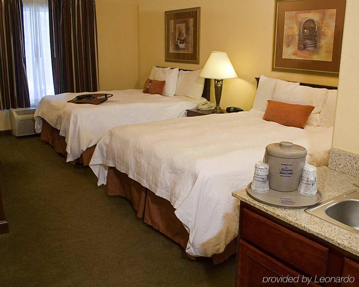 Hampton Inn & Suites Denton Cameră foto